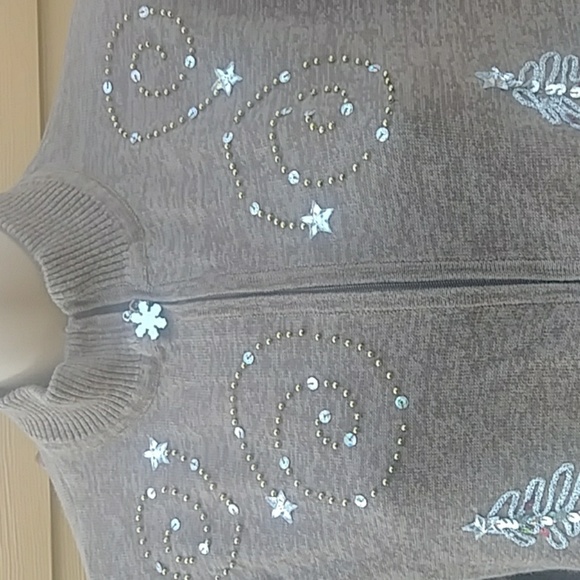 Mercer Street Studio Sweater - Picture 6 of 8